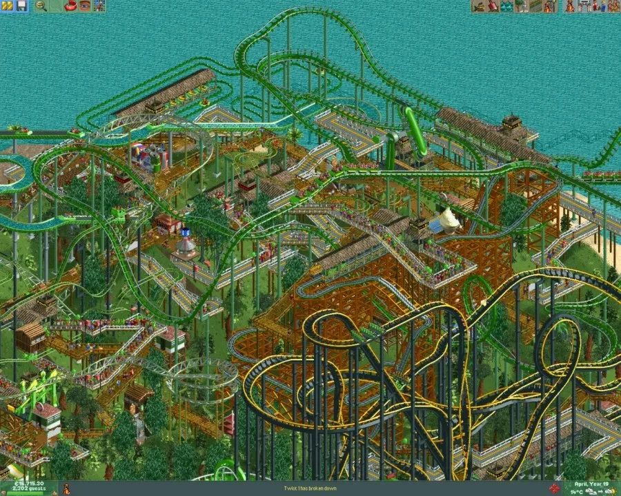 RollerCoaster Tycoon 2: Triple Thrill Pack - скриншот